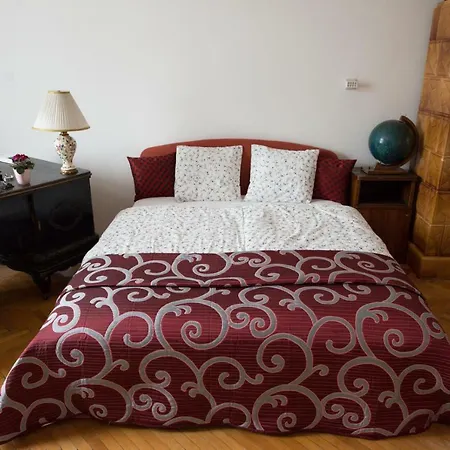 Lejlighed A Spacious And Quiet With Two Bedrooms Budapest